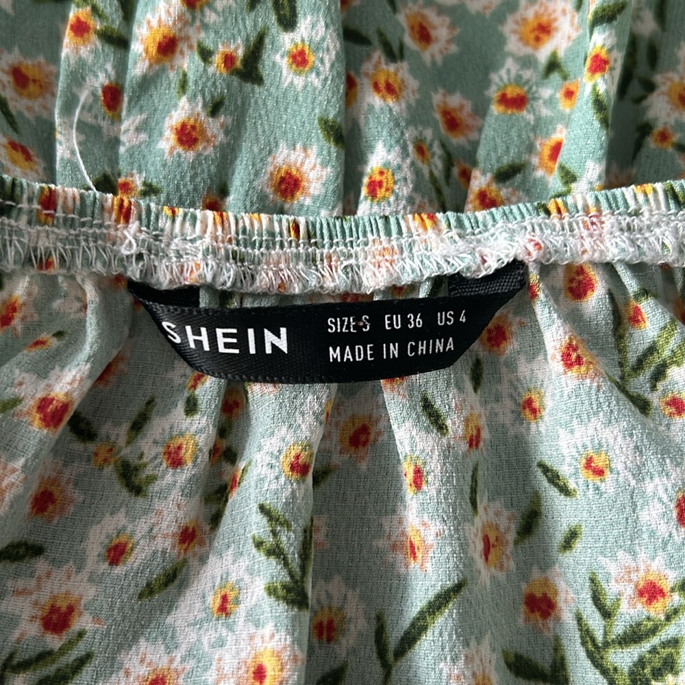 💕 Shein Light Green Floral Print Mini Sundress Adjustable Tie V-Neck Size 4 - Picture 11 of 14